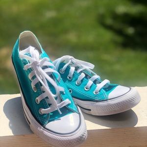 Converse, turquoise blue, low top shoes